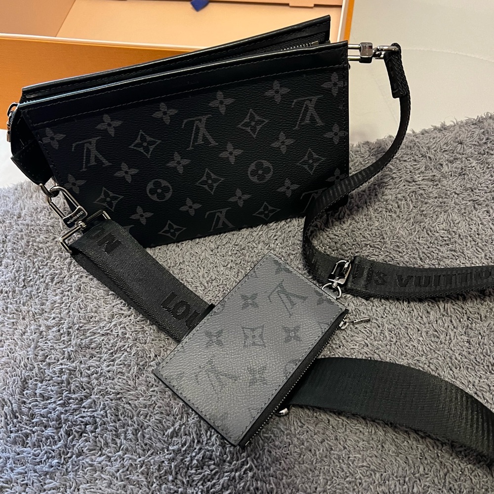 Louis Vuitton Gaston Wearable